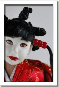 2010 - DRESSED DOLLS - LEEANN - MISS PAPILLON ( 5th Anniversary Doll )