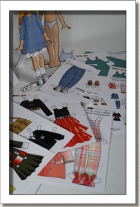 2010 - ACCESSORIES - LEEANN - PAPER DOLLS