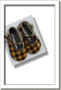 2010 - SHOES - LEEANN - PLAID COLLECTION