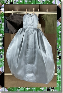 CDS-OUTFITS-PUZZLES-RETRO GOWN-SILVER