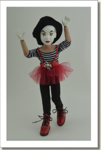 2016 - DRESSED DOLLS - LEEANN - FRENCH MIME